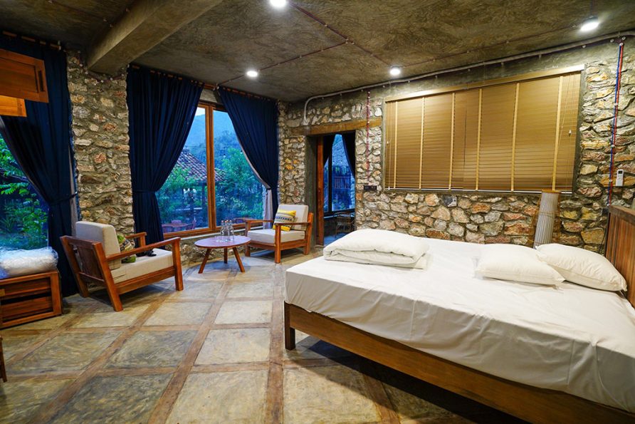 Connecting Royal Family Room