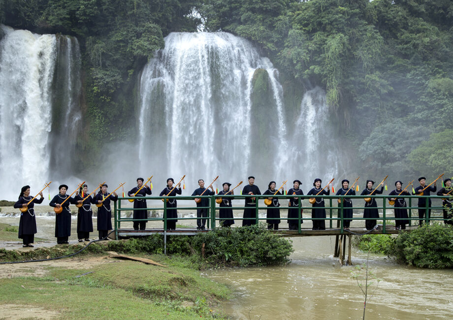 Bac Kan: the cultural treasures of Hat Then and Đan Tinh