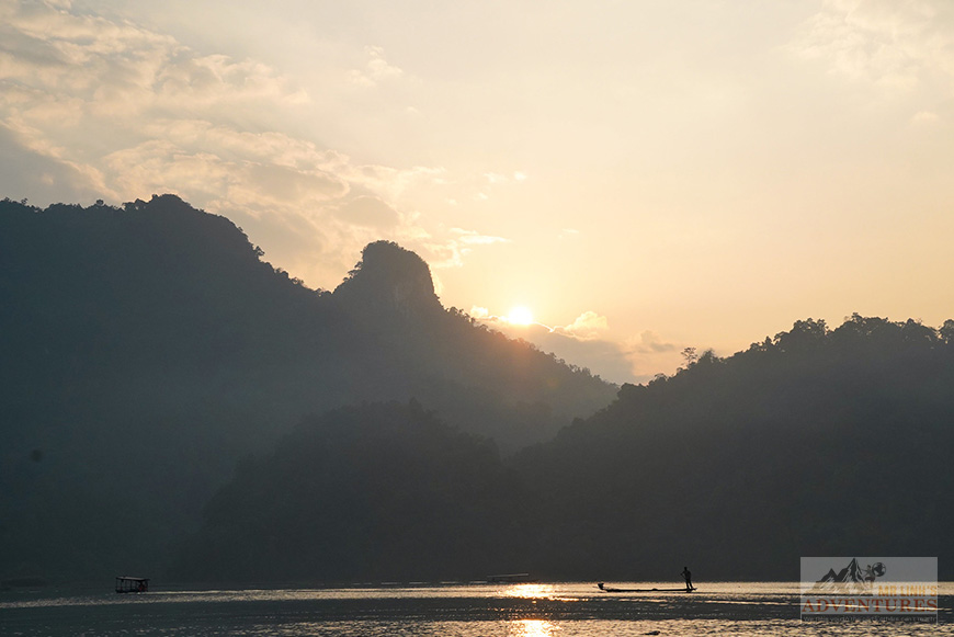 Sunset on Ba Be lake